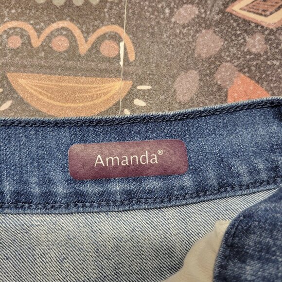 Gloria Vanderbilt 12S Missy Medium Wash Denim Blue Amanda Line Tapered Jeans - Picture 13 of 13